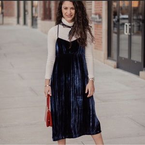 ✨Donating soon✨Crushed Velvet Blue Dress